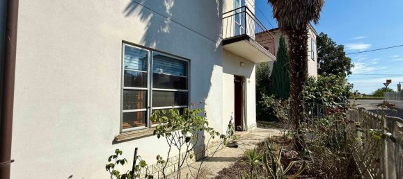 9 chambres Maison à Alfonsine, Italy No. 338876 6