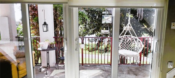 3 dormitorios dúplex en venta en Miami, Miami-Dade, Florida, USA № 615775 20