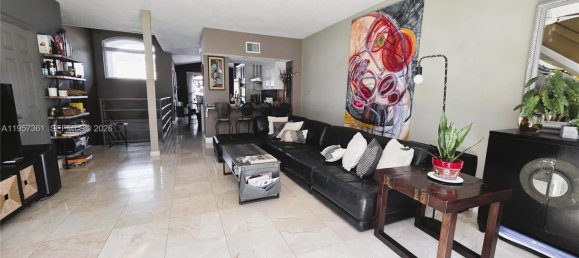 3 dormitorios dúplex en venta en Miami, Miami-Dade, Florida, USA № 615775 22