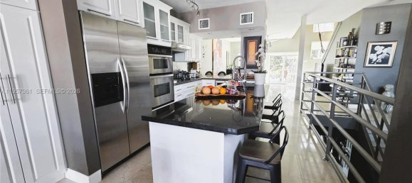 3 dormitorios dúplex en venta en Miami, Miami-Dade, Florida, USA № 615775 17