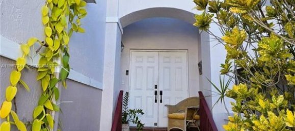 3 dormitorios dúplex en venta en Miami, Miami-Dade, Florida, USA № 615775 29