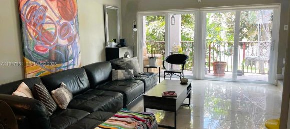 3 dormitorios dúplex en venta en Miami, Miami-Dade, Florida, USA № 615775 25