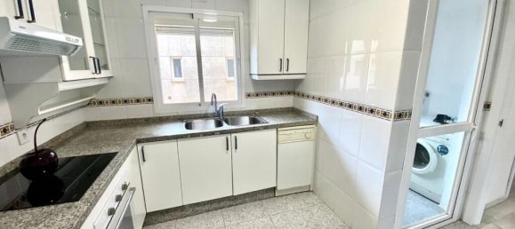 3 Schlafzimmer Wohnung in Estepona, Spain, Nr. 190838 8