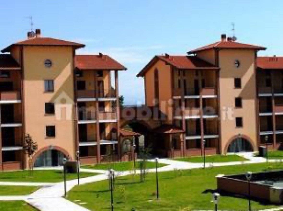 1 غرف نوم شقة في San Martino Siccomario, Italy رقم 279802