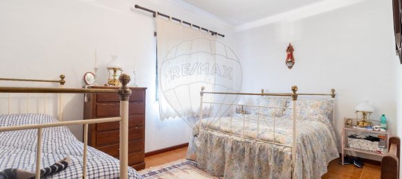 Дом с 4 спальнями в Миранда ду Корву, Португалия № 32982 4