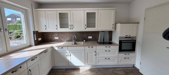 4 rooms House in Straubing-Bogen, Germany No. 284373 3