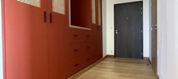 3 chambres Appartement à Châteauroux, France No. 87345 9