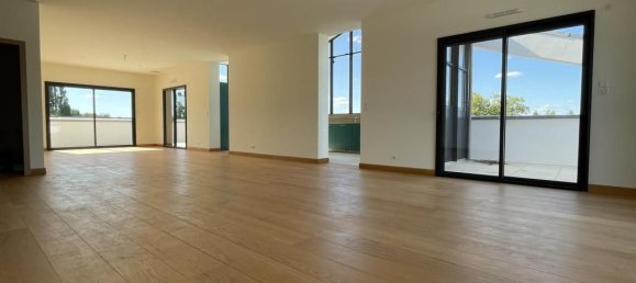 3 chambres Appartement à Châteauroux, France No. 87345 7