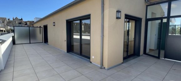 3 chambres Appartement à Châteauroux, France No. 87345 10