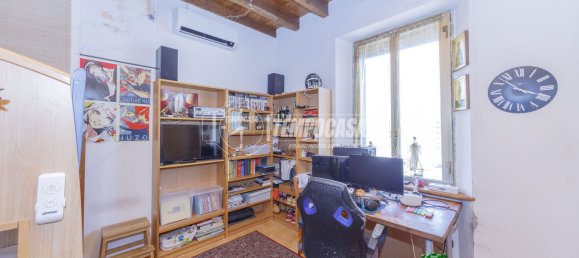 3 rooms Apartment in Milan, Italy No. 274426 7
