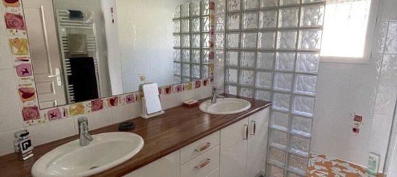 4 Schlafzimmer Villa in Perigueux, France, Nr. 98850 10