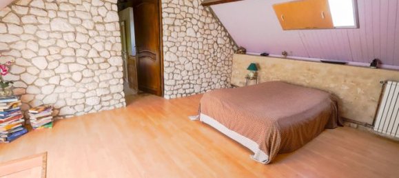 5 bedrooms House in Eure, France No. 356654 7