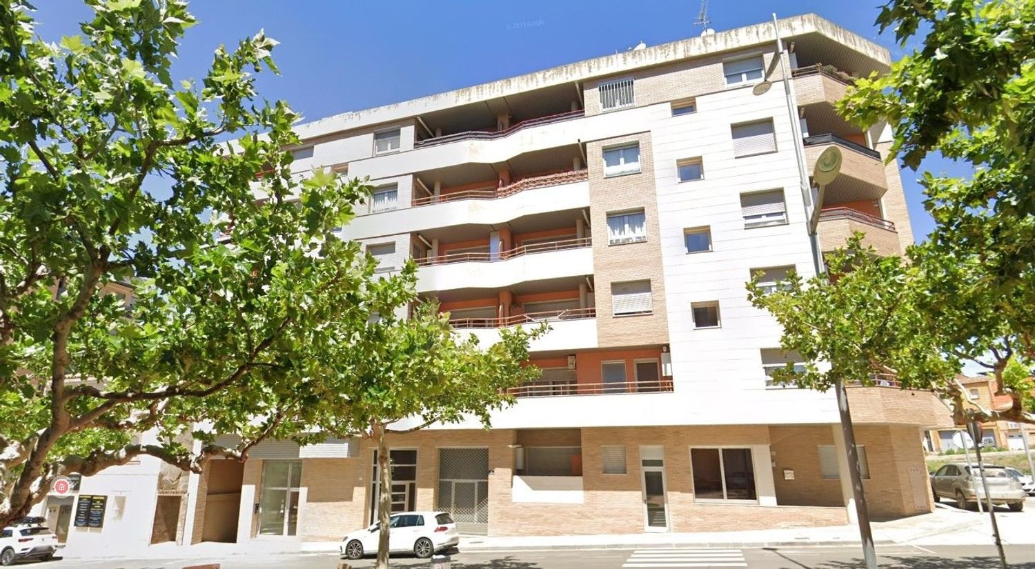 Garaje en Lérida, Spain 16 m² No. 206755