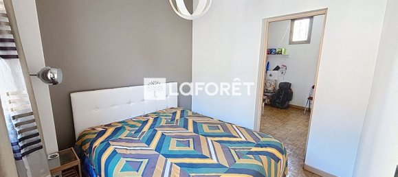 2 bedrooms House in Villejuif, France No. 185628 13