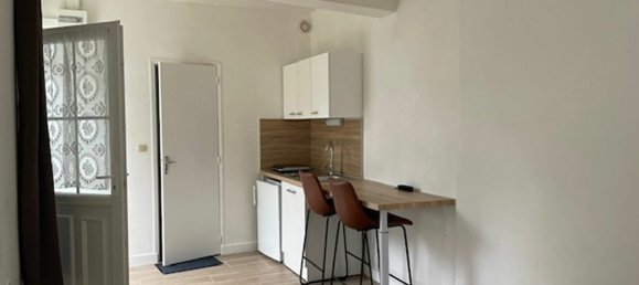 429m² Building in Amboise, France No. 154432 6