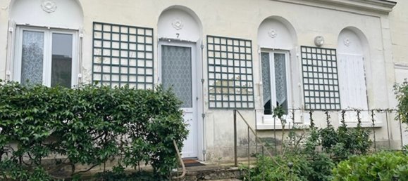 429m² Building in Amboise, France No. 154432 10