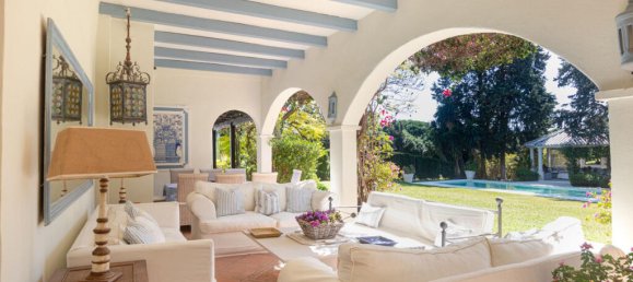 8 bedrooms Villa in Mijas, Spain No. 126084 2
