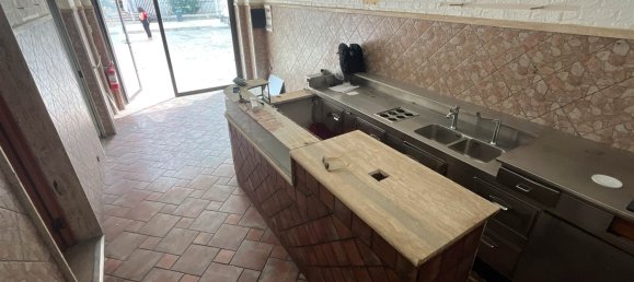 Коммерческая недвижимость с 2 комнатами в Палермо, Италия № 324923 16