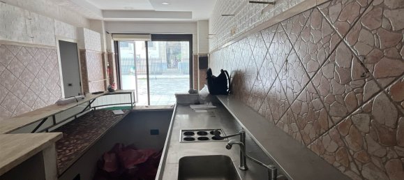 Коммерческая недвижимость с 2 комнатами в Палермо, Италия № 324923 14