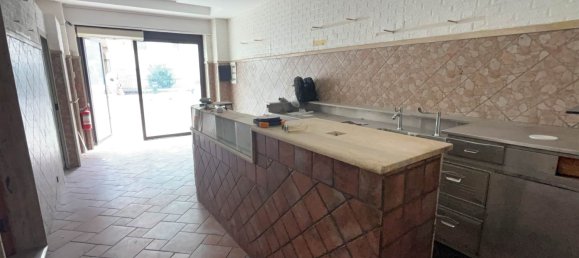 Коммерческая недвижимость с 2 комнатами в Палермо, Италия № 324923 39