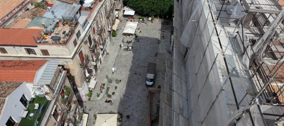 Коммерческая недвижимость с 2 комнатами в Палермо, Италия № 324923 50