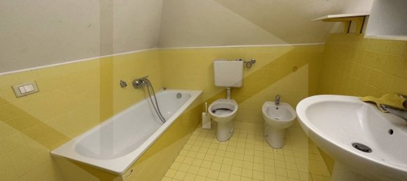 4 rooms Duplex in Vicenza, Italy No. 18581 13