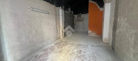 Gewerbliche Immobilie in Bari, Italy 54m², Nr. 311410 8