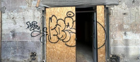 Gewerbliche Immobilie in Bari, Italy 54m², Nr. 311410 5