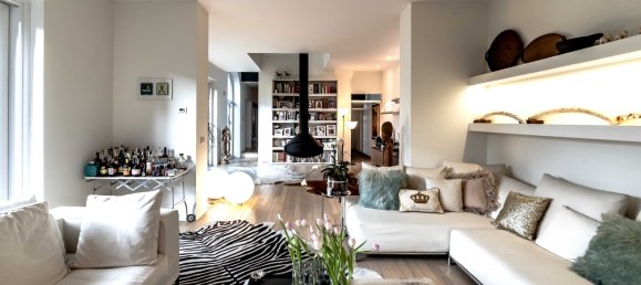 5 bedrooms House in Legnano, Italy No. 110340 5