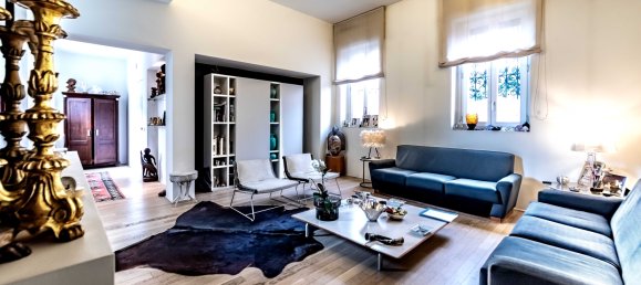 5 bedrooms House in Legnano, Italy No. 110340 29