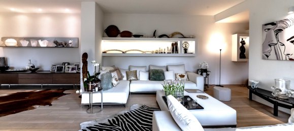 5 bedrooms House in Legnano, Italy No. 110340 8