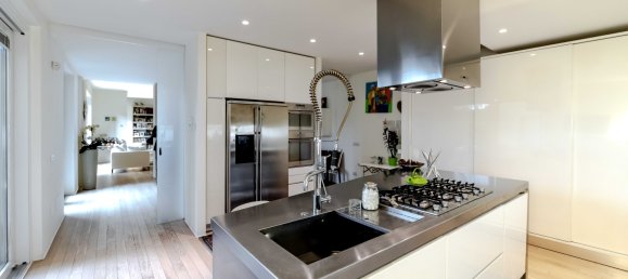 5 bedrooms House in Legnano, Italy No. 110340 25