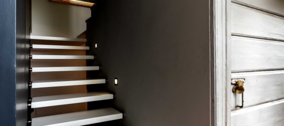 5 bedrooms House in Legnano, Italy No. 110340 30