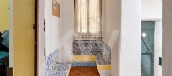 980m² Building in Vila Franca de Xira, Portugal No. 83923 16