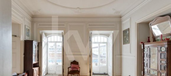 980m² Building in Vila Franca de Xira, Portugal No. 83923 40