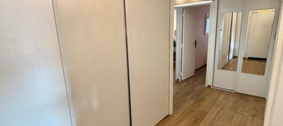 2 bedrooms Apartment in Essonne, France No. 333651 4