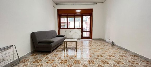 4 rooms Apartment in Rome, Italy No. 44906 3