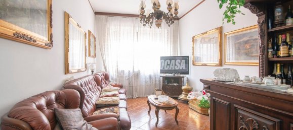 3-salle Appartement à Sesto San Giovanni, Italy No. 287646 2