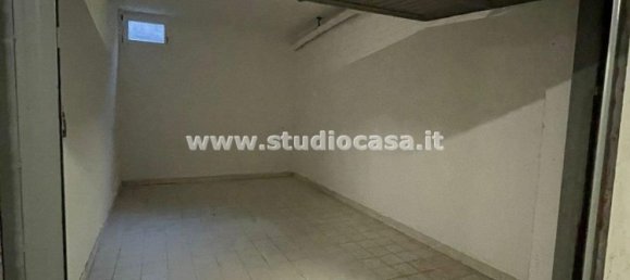 19m² Garage in Trento, Italy No. 39126 2