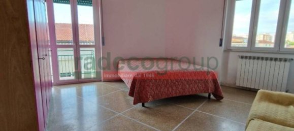 3 chambres Appartement à Livorno, Italy No. 118939 5