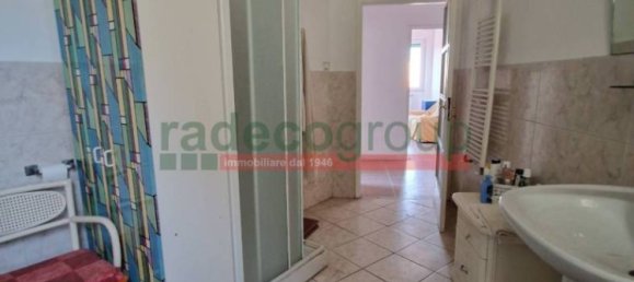 3 chambres Appartement à Livorno, Italy No. 118939 16