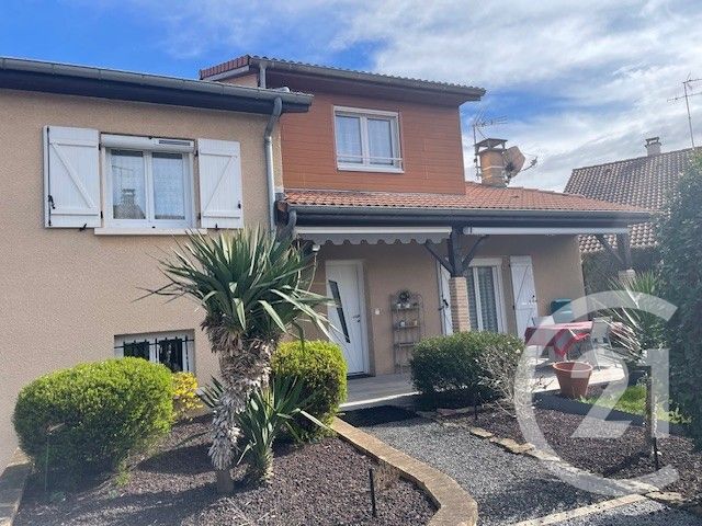 4 غرف نوم منزل في Bourg-en-Bresse, France رقم 244395