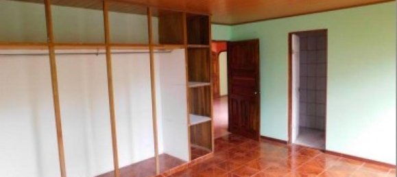 4 bedrooms House in Desamparados, Costa Rica No. 586 5