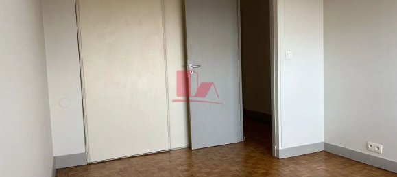 2 Schlafzimmer Wohnung in Viry-Chatillon, France, Nr. 167304 5