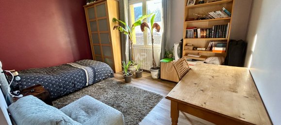 5 bedrooms House in Poissy, France No. 163583 9