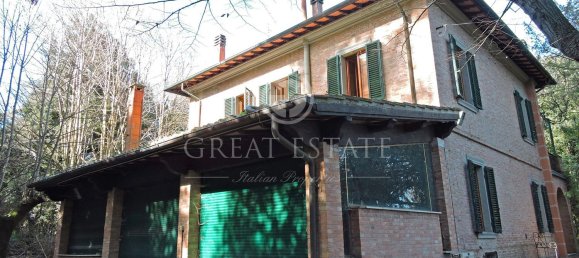 13 rooms House in Chiusi, Italy No. 237098 8