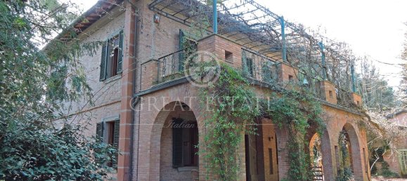 13 rooms House in Chiusi, Italy No. 237098 6