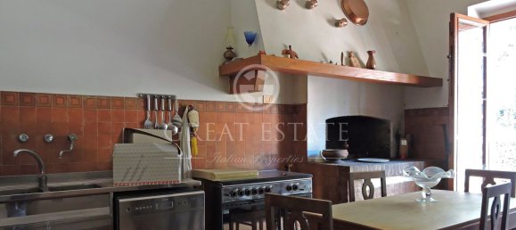 13 rooms House in Chiusi, Italy No. 237098 18