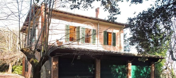 13 rooms House in Chiusi, Italy No. 237098 9