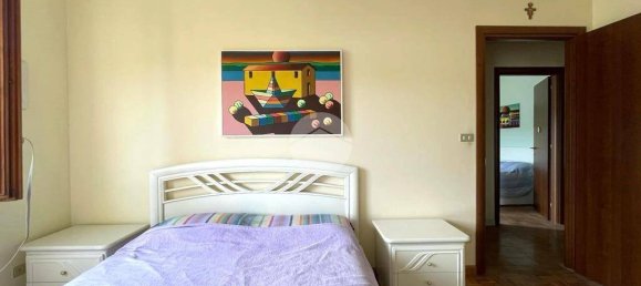 2 bedrooms Apartment in Terni, Italy No. 305782 7